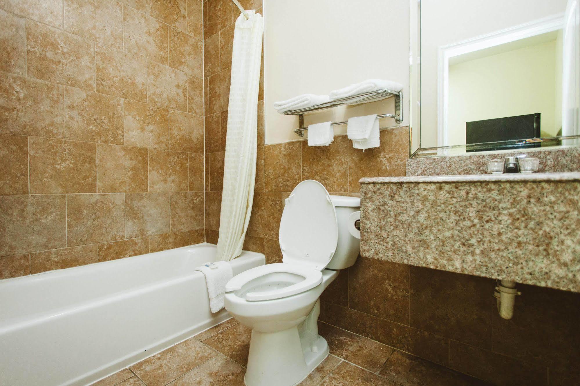 Palace Inn - Baytown I-10 מראה חיצוני תמונה